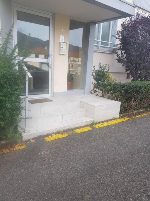 Superbe Appartement En Residence Prive Avec Un Parking Prive Scionzier Exteriér fotografie